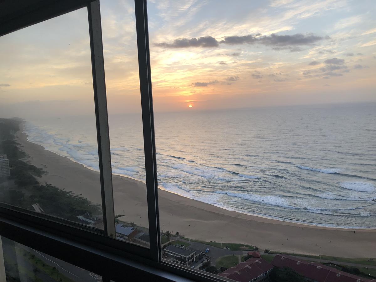 Hightide Apartment Amanzimtoti Exterior photo